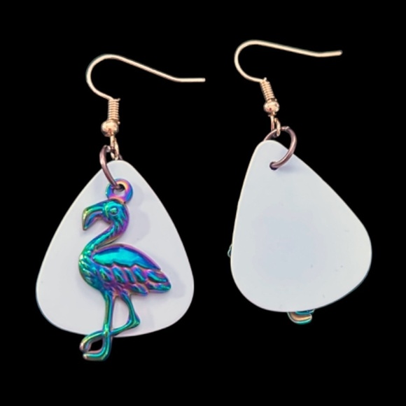 Hand Crafted Drop Earrings Repurposed Guitar Picks Iridescent Neon Flamingo NIP - Picture 5 of 9